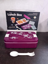 Compact lunch box with lid